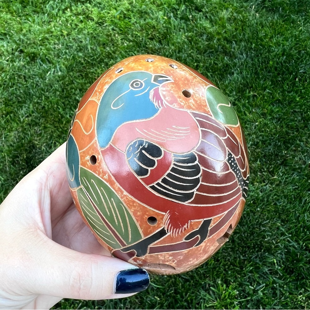 Nicaragua Terracotta Pottery Bird Flower and Stars Candle Light 4.5" Tall Signed